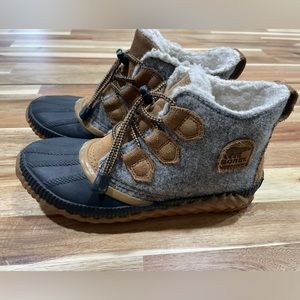 Sorel Kids' Out N About Plus Boots size 3